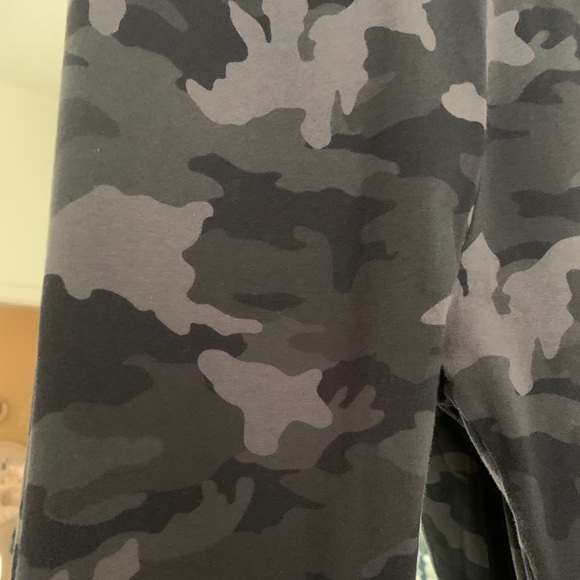 Leggings. Never worn but no tags. - Picture 3 of 7